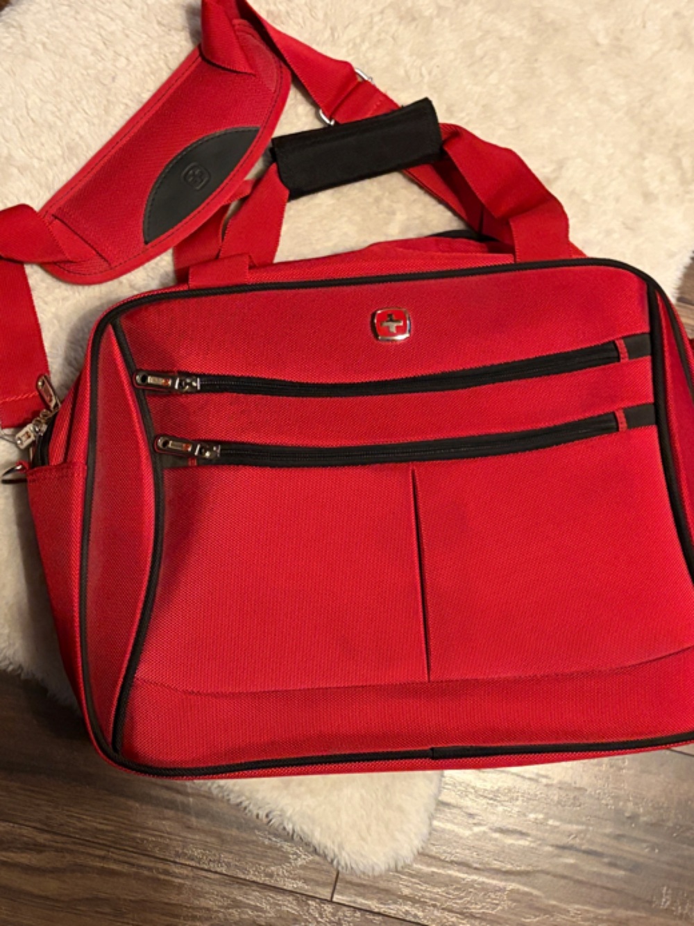 Swissgear Red Messenger Bag - Classic Travel & Work Carry